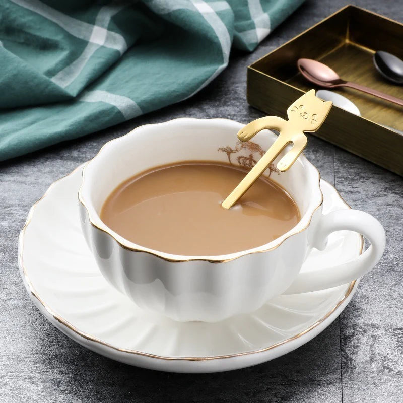 "Adorable Cat-Shaped Stainless Steel Coffee Spoon - Perfect Mini Scoop for Desserts, Snacks, and Ice Cream!"