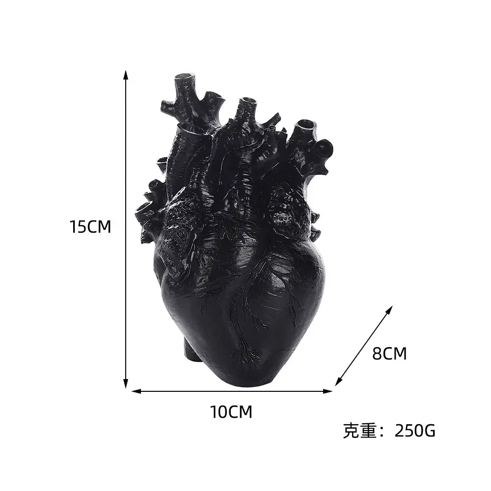 "Chic Black & White Heart-Shaped Resin Vase - Perfect for Stylish Flower Arrangements & Home Decor!"